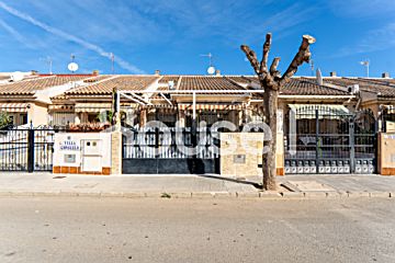 Venta de casas/chalet con terraza en Los Alcázares 